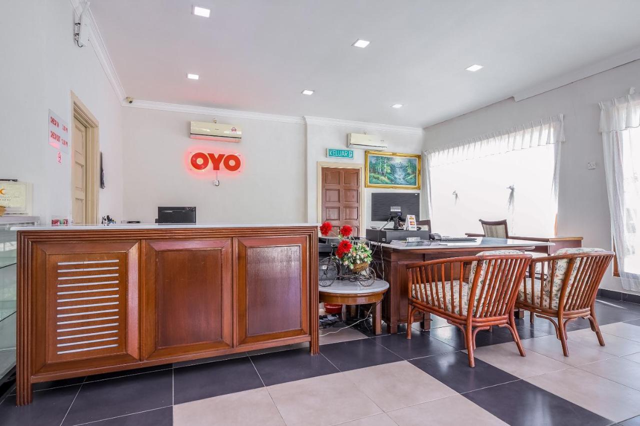 Oyo 89679 Dream Garden Resort Ayer Hangat エクステリア 写真