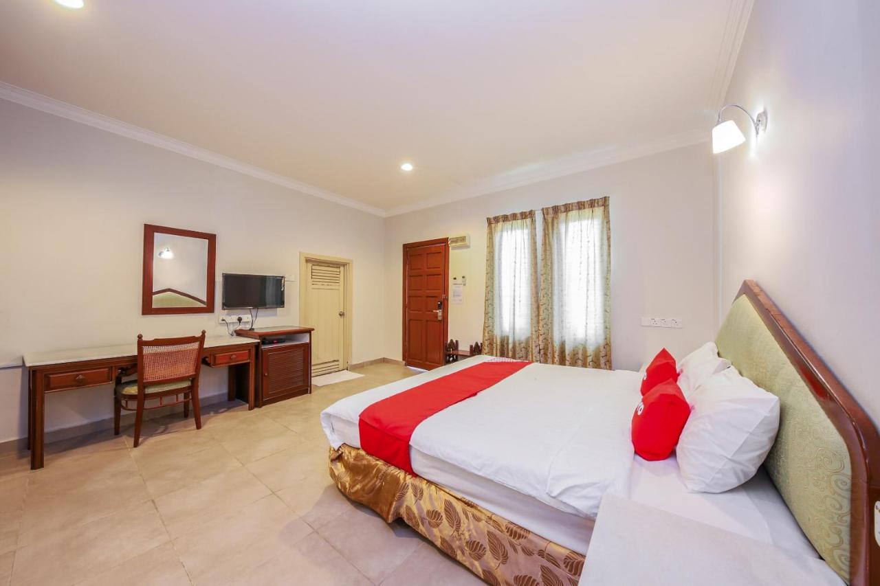 Oyo 89679 Dream Garden Resort Ayer Hangat エクステリア 写真