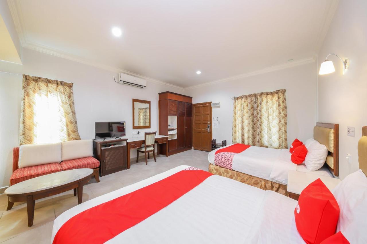 Oyo 89679 Dream Garden Resort Ayer Hangat エクステリア 写真