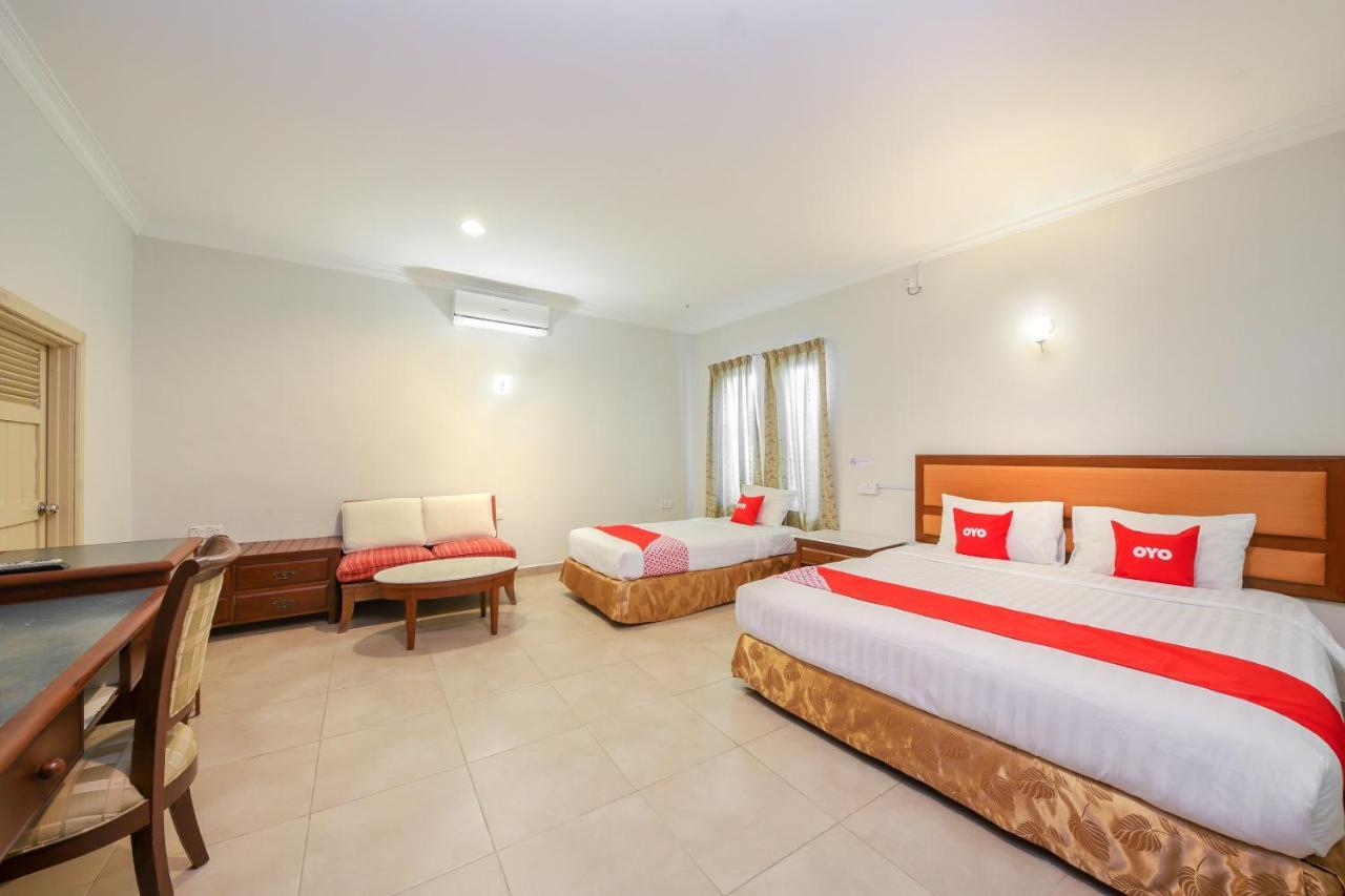 Oyo 89679 Dream Garden Resort Ayer Hangat エクステリア 写真