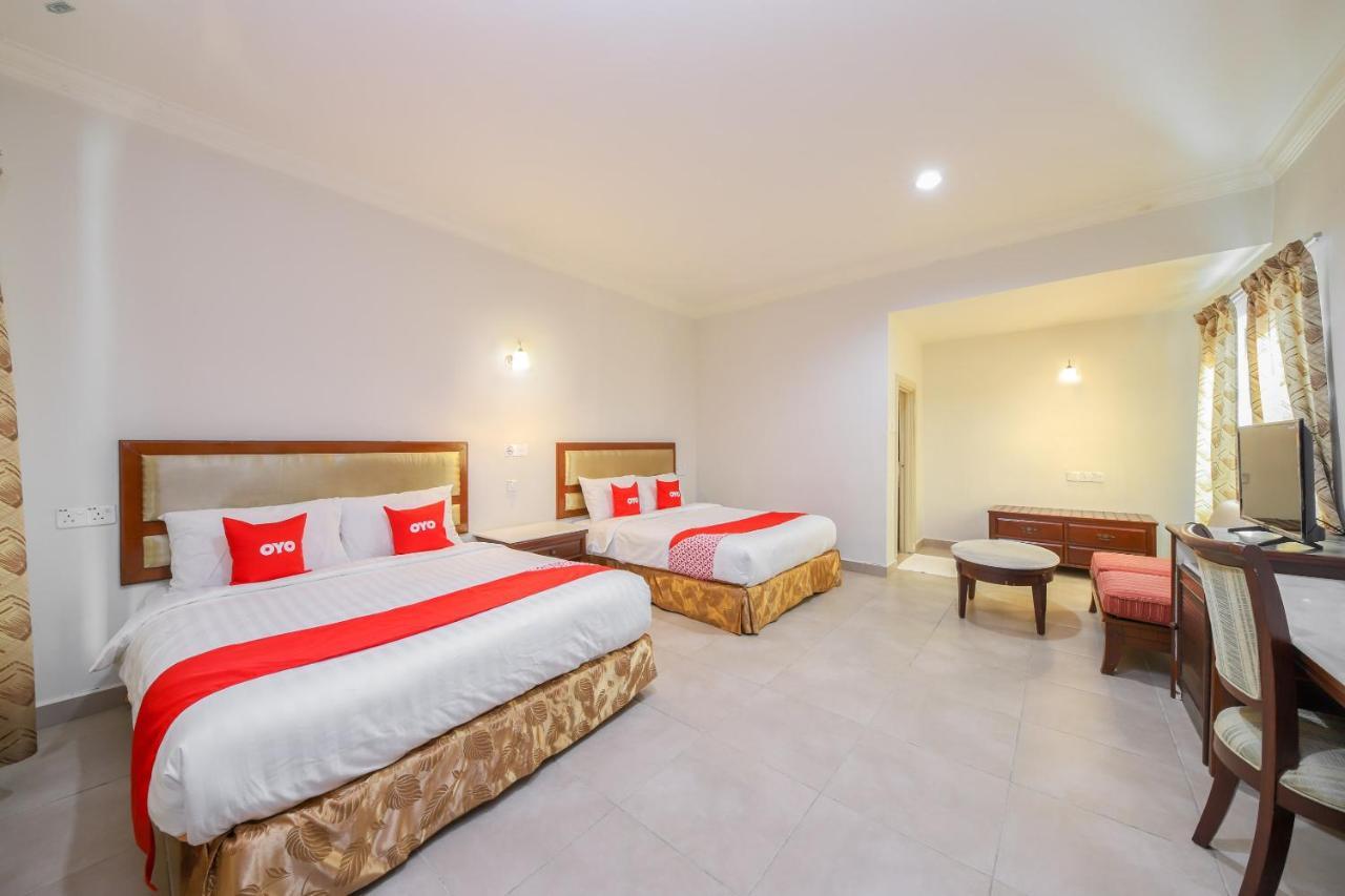 Oyo 89679 Dream Garden Resort Ayer Hangat エクステリア 写真