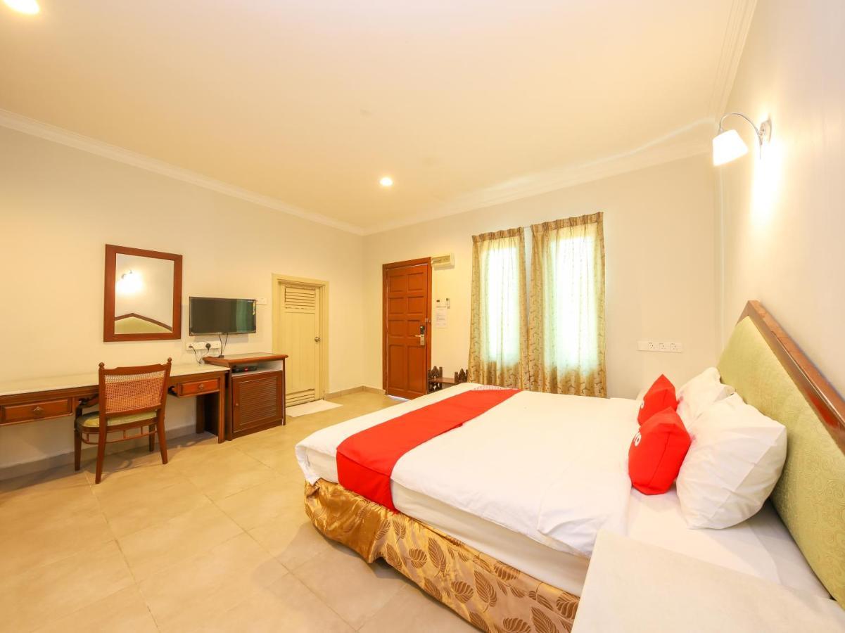 Oyo 89679 Dream Garden Resort Ayer Hangat エクステリア 写真
