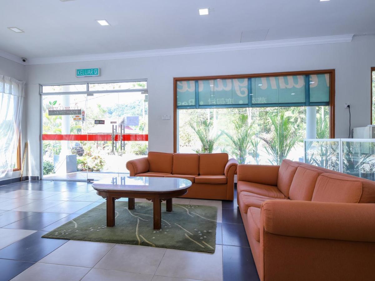 Oyo 89679 Dream Garden Resort Ayer Hangat エクステリア 写真