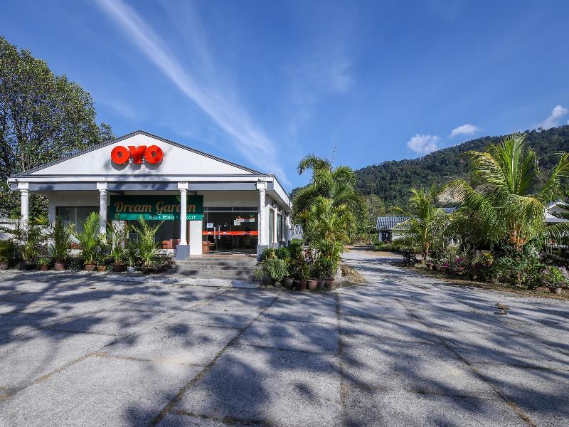 Oyo 89679 Dream Garden Resort Ayer Hangat エクステリア 写真